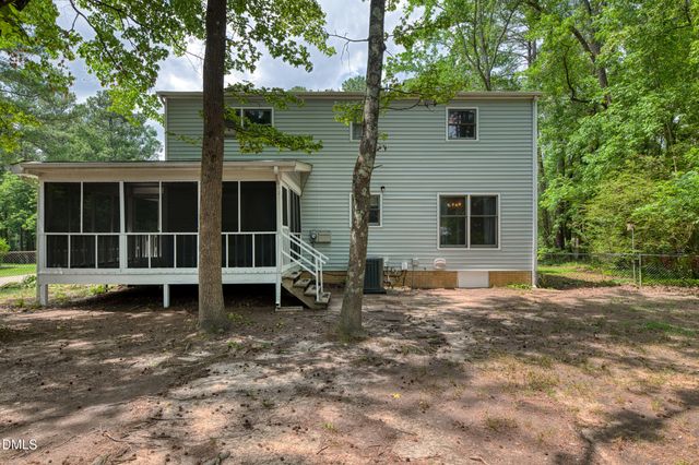 2909 Scuppernong Lane, Durham, NC 27703