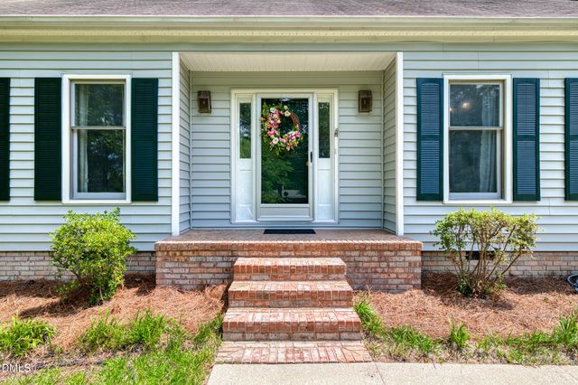 2909 Scuppernong Lane, Durham, NC 27703