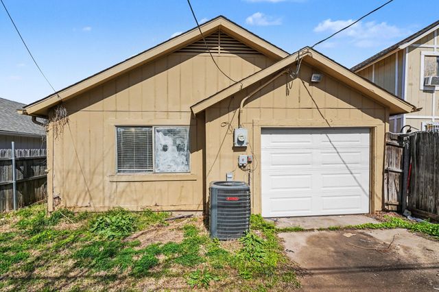 10328 Chelmsford Drive, Dallas, TX 75217