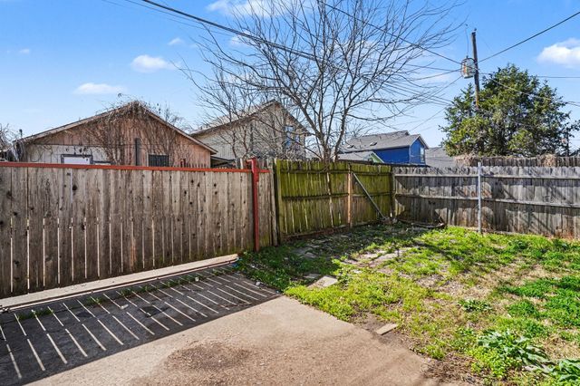 10328 Chelmsford Drive, Dallas, TX 75217