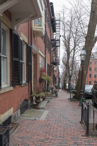 74 Mount Vernon St 1F, Boston, MA 02108