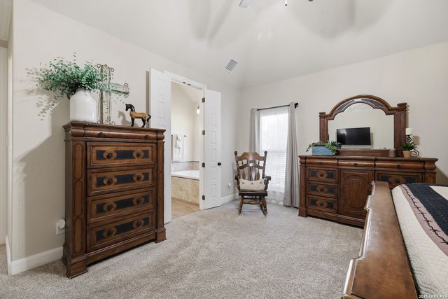 529 Double Gate, Castroville, TX 78009