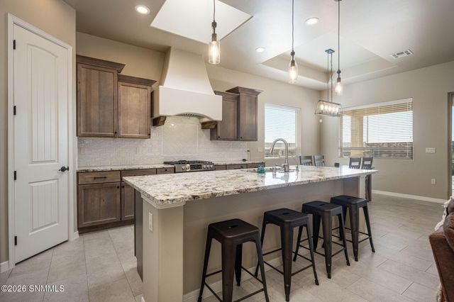 3001 Don Buck Drive, Las Cruces, NM 88011