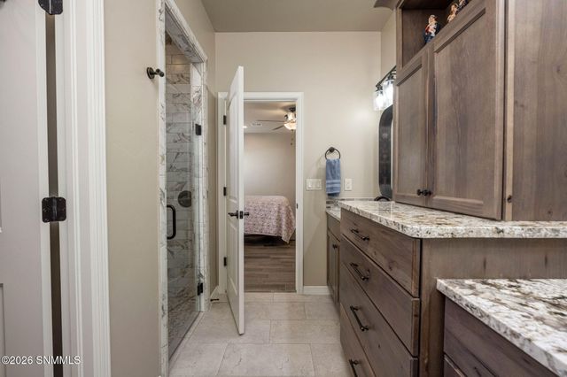 3001 Don Buck Drive, Las Cruces, NM 88011