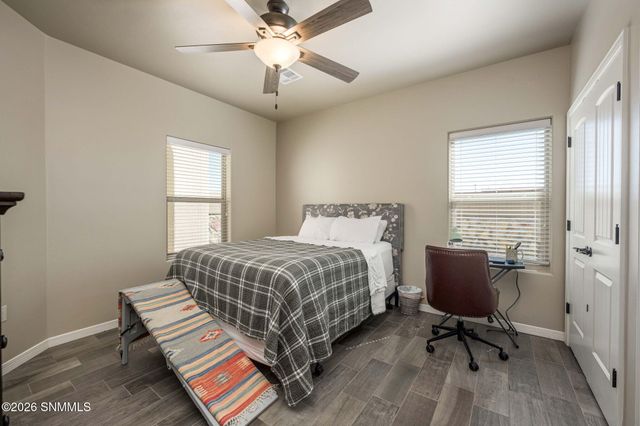 3001 Don Buck Drive, Las Cruces, NM 88011