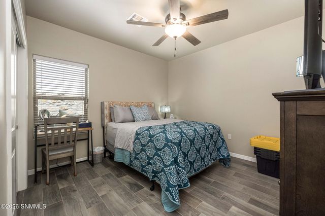 3001 Don Buck Drive, Las Cruces, NM 88011