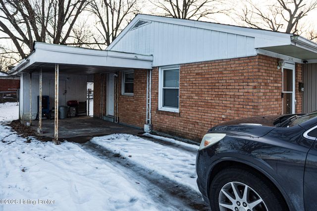 2506 Veronica Dr, Louisville, KY 40216