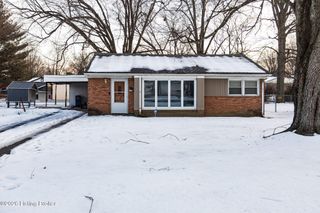 2506 Veronica Dr, Louisville, KY 40216