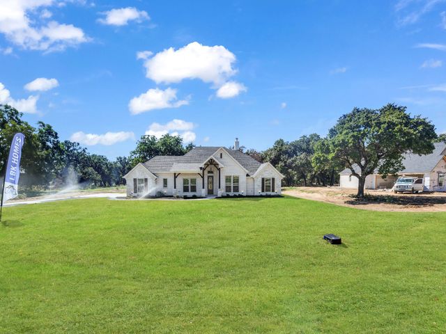 1012 Arbor Vista Drive, Azle, TX 76020