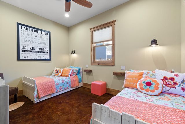 476 Waterfront Way, Ten Mile, TN 37880