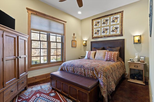 476 Waterfront Way, Ten Mile, TN 37880