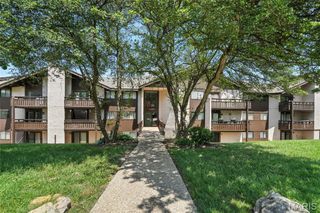 1400 Heritage Landing 202, St Charles, MO 63303