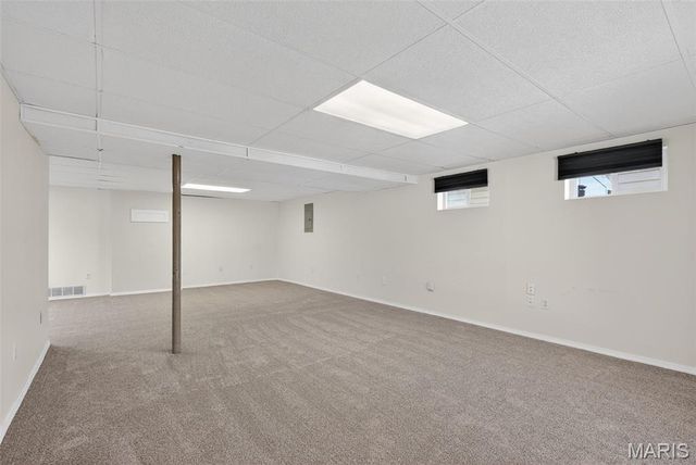 50 Sparrow Point Circle, Fenton, MO 63026