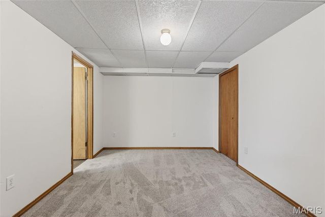 50 Sparrow Point Circle, Fenton, MO 63026