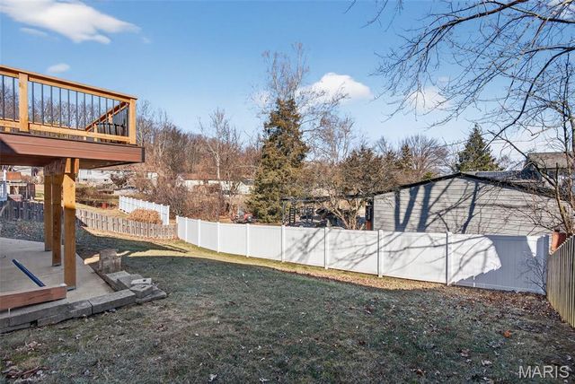 50 Sparrow Point Circle, Fenton, MO 63026