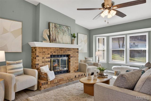 50 Sparrow Point Circle, Fenton, MO 63026