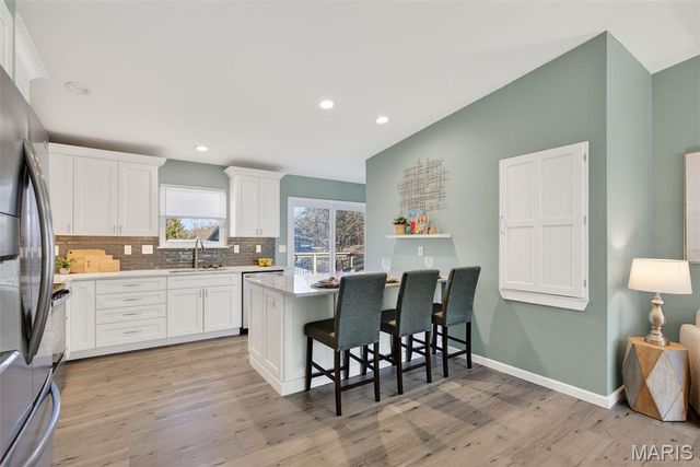 50 Sparrow Point Circle, Fenton, MO 63026