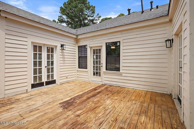 4017 Pine Hill Drive, Jackson, MS 39206
