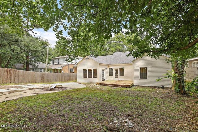 4017 Pine Hill Drive, Jackson, MS 39206