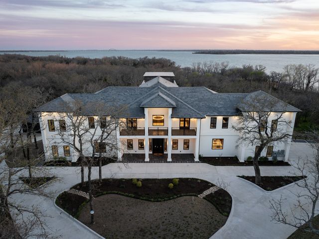 1230 Oak View Court, Oak Point, TX 75068