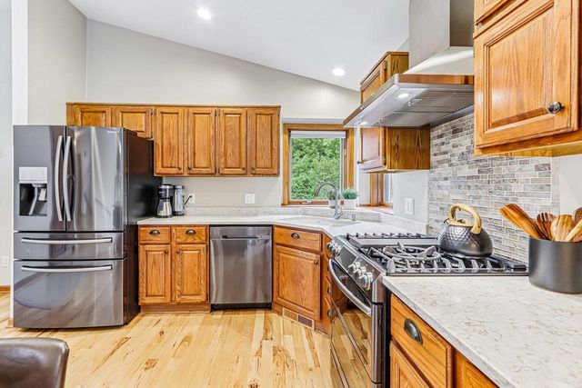 5209 Comanche Way, Madison, WI 53704