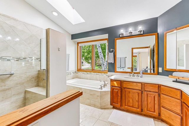5209 Comanche Way, Madison, WI 53704