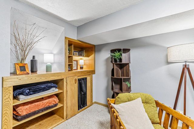 5209 Comanche Way, Madison, WI 53704