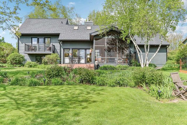 5209 Comanche Way, Madison, WI 53704
