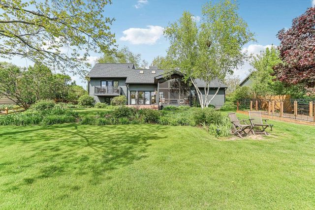 5209 Comanche Way, Madison, WI 53704