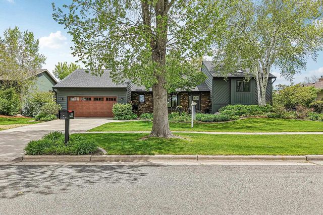 5209 Comanche Way, Madison, WI 53704