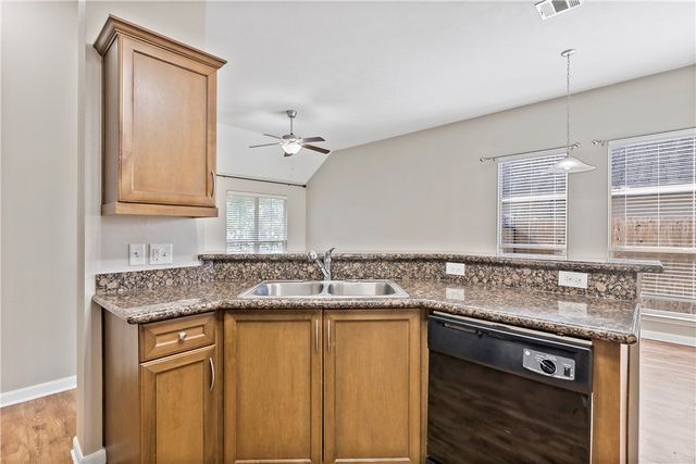 15427 Baker Meadow, College Station, TX 77845