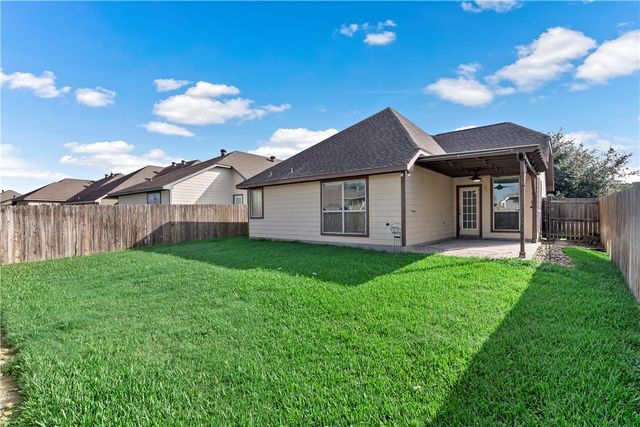 15427 Baker Meadow, College Station, TX 77845