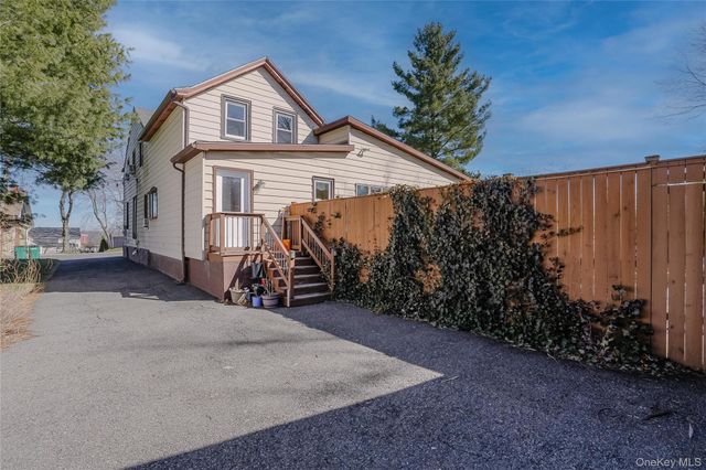 14 West Street, Marlboro, NY 12542