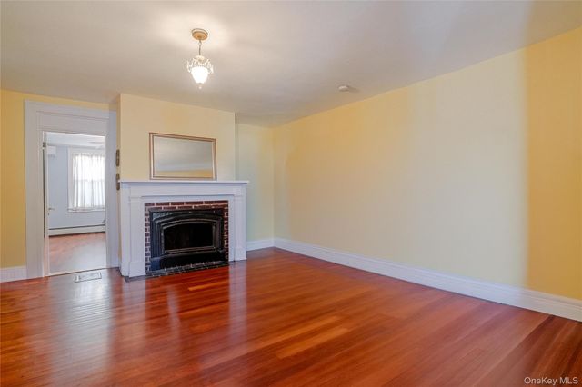 14 West Street, Marlboro, NY 12542