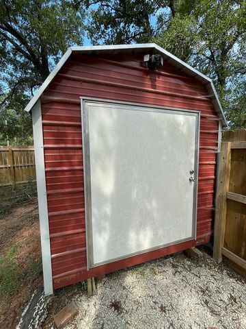 552 Alta Vista Drive, Livingston, TX 77351