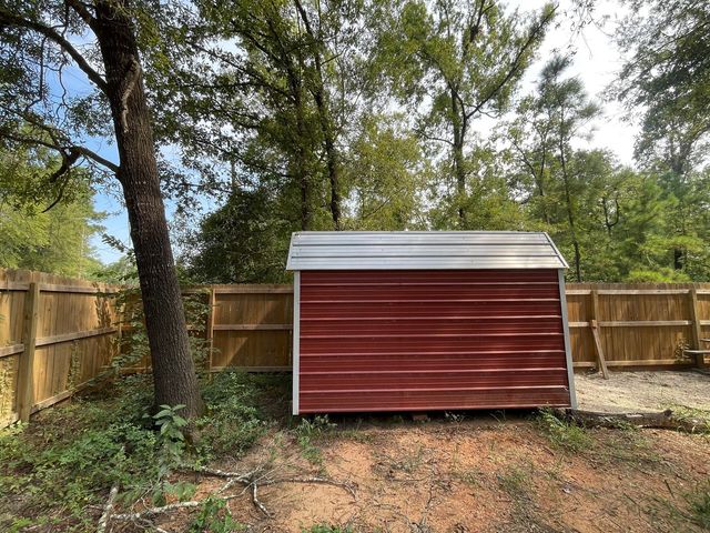 552 Alta Vista Drive, Livingston, TX 77351