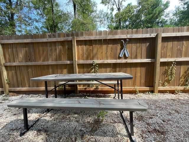 552 Alta Vista Drive, Livingston, TX 77351