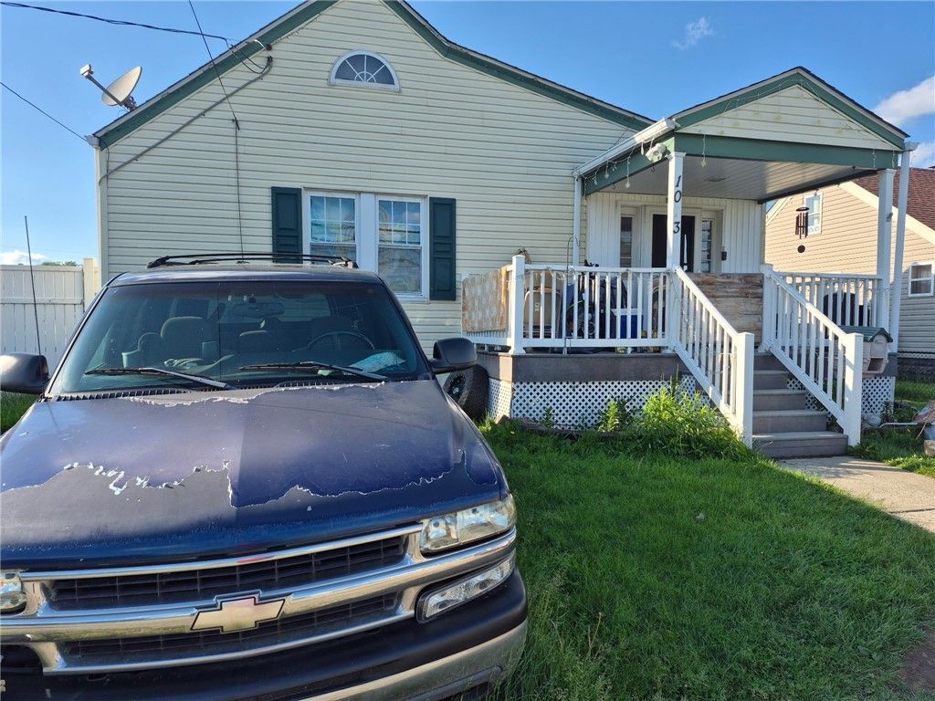 1013 Henry St, Belle Vernon, PA 15012