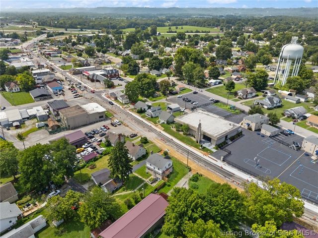 200 N Indiana Avenue, Sellersburg, IN 47172