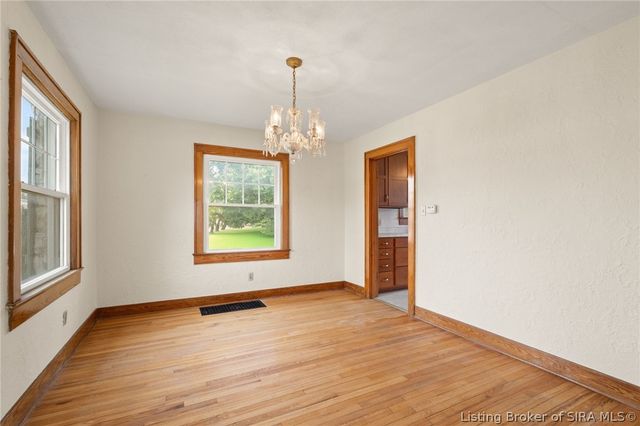 200 N Indiana Avenue, Sellersburg, IN 47172
