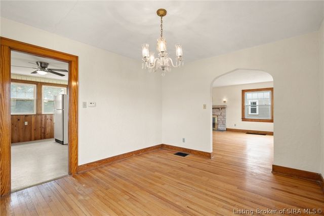 200 N Indiana Avenue, Sellersburg, IN 47172