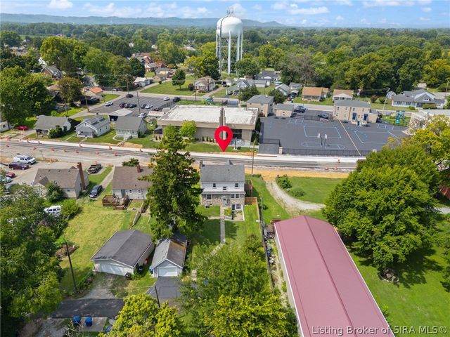200 N Indiana Avenue, Sellersburg, IN 47172