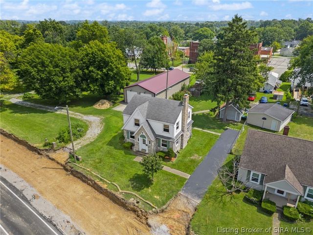 200 N Indiana Avenue, Sellersburg, IN 47172