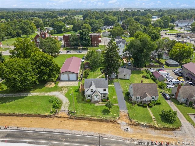 200 N Indiana Avenue, Sellersburg, IN 47172