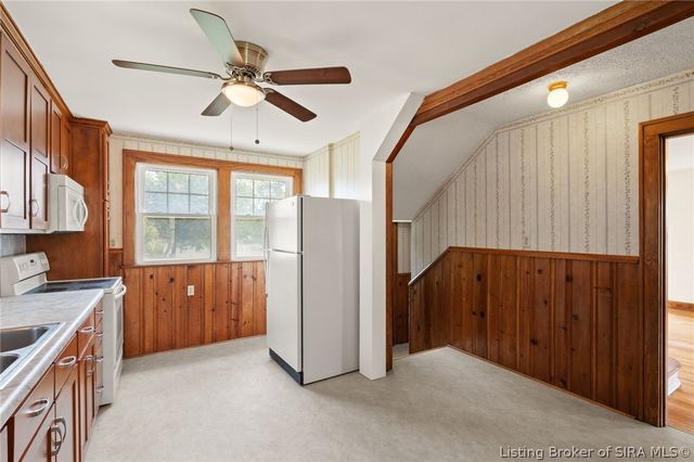 200 N Indiana Avenue, Sellersburg, IN 47172