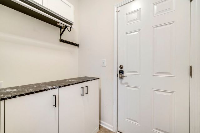 429 E Dekalb Drive, Maple Park, IL 60151