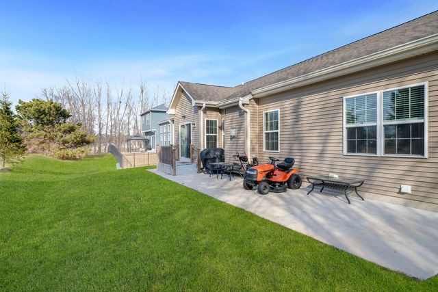 429 E Dekalb Drive, Maple Park, IL 60151