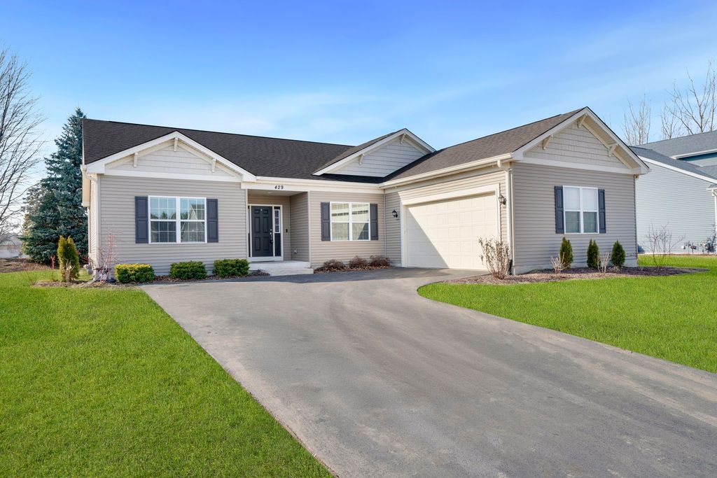 429 E Dekalb Drive, Maple Park, IL 60151