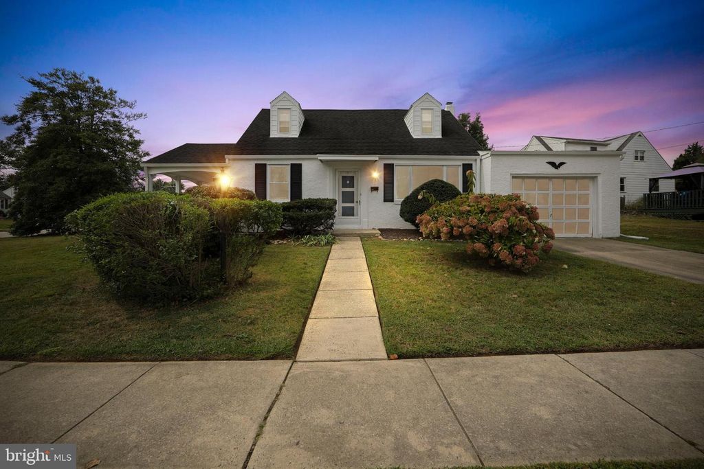706 BROOKE AVE, Morton, PA 19070