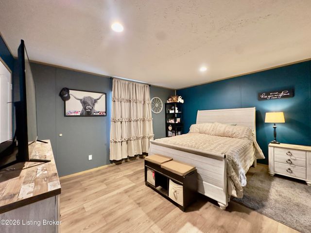3253 Silver Mine Rd, Sonora, KY 42776
